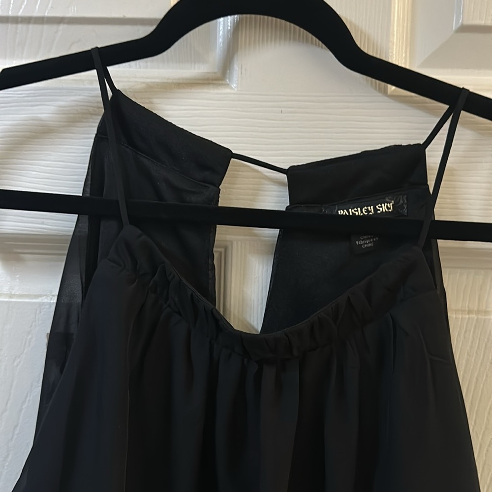 Halter top - Picture 2 of 2